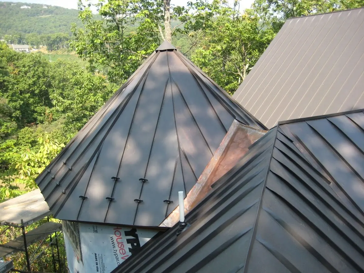 Professional Roof Tarp Installation by Craftsman Roofing in Casta del Sol